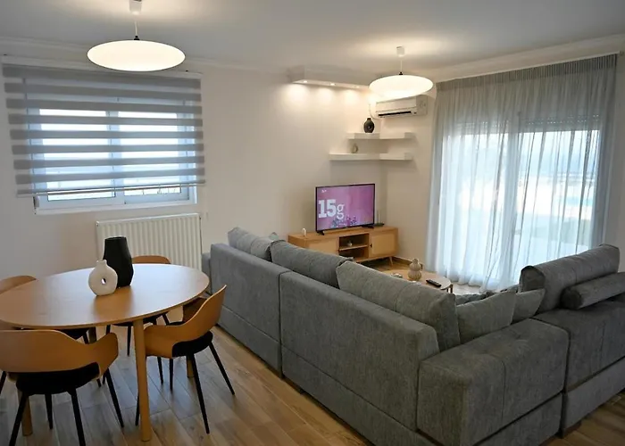 Thea Hill * Kritharia (Thessalia)