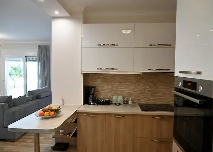 Thea Hill * Kritharia (Thessalia)